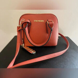 Steve Madden small crossbody bag orange summer style chic fall school